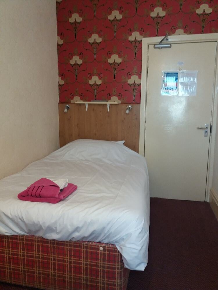 Hostal Cavendish Hotel
