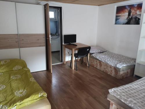 A Flat 3