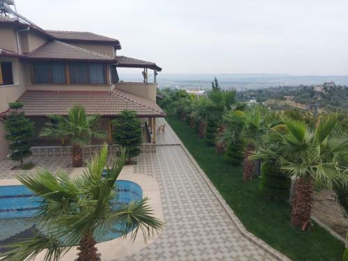 Natural Wonderful Villa With Pool