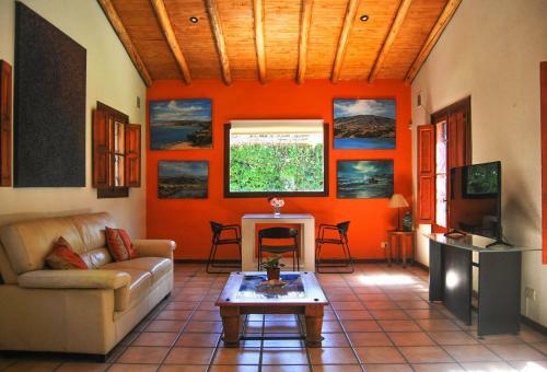Casa de Artista En El Centro de Chacras de Coria