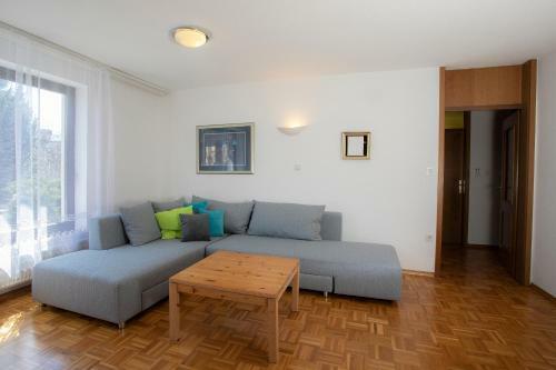 Apartment Melody