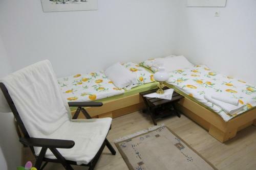 Hostal Apartments And Rooms Brunko