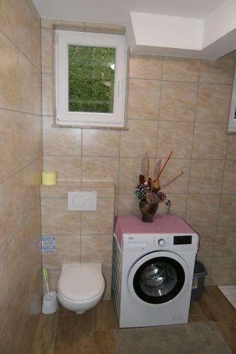 Hostal Apartments And Rooms Brunko