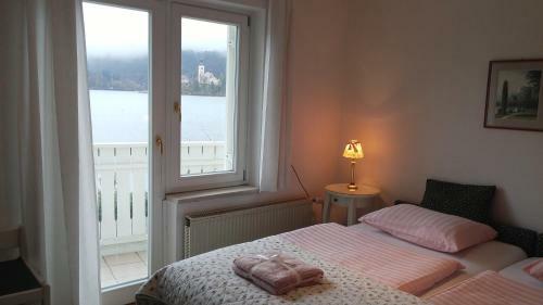 B&B Pletna A Double Lake-view Room