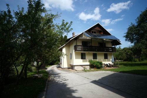 Apartment Arh