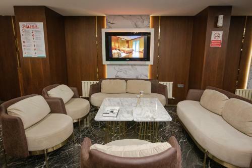 Bah�elievler Hotels