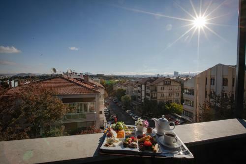 Bah�elievler Hotels
