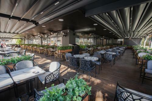 Bah�elievler Hotels