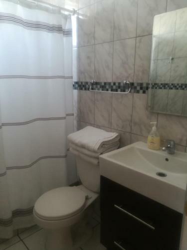 Hostal Casa Huespedes Angoba