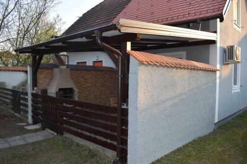 Apartamentos Borovnica ?ate?