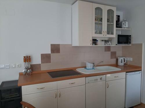 Apartma ?irovnik
