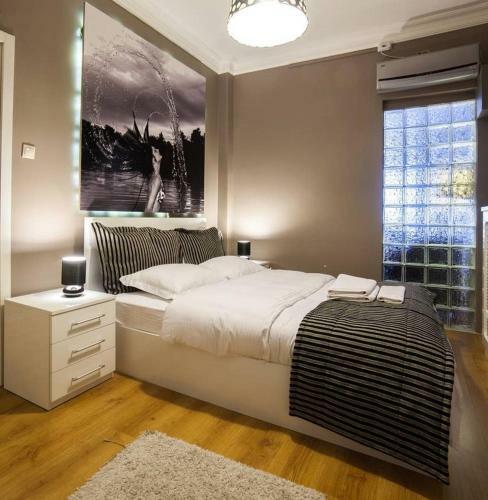 Bed & Breakfast 5 Mins To Airport Private Villa