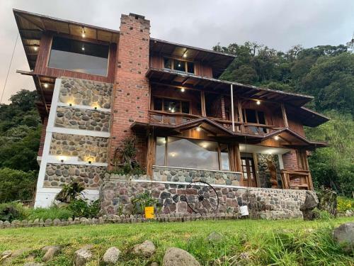 Hotel Casa Del R�o