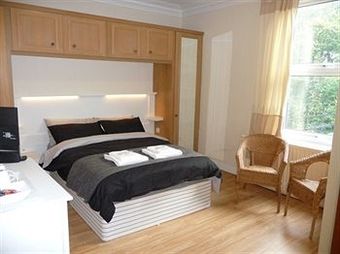 High Bank Hotel