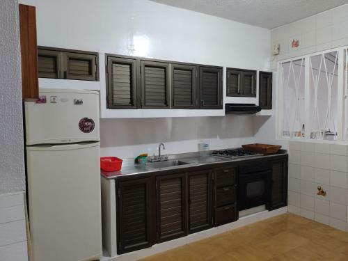 Agradable Casa Vacacional Cerca Al Centro de Anapoima