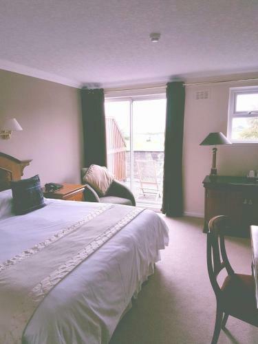 The Powfoot Golf Hotel