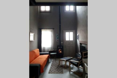 Ayvalik Merkezde Bah�eli M�stakil Ev