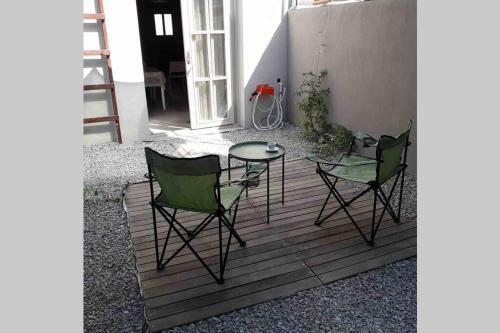 Ayvalik Merkezde Bah�eli M�stakil Ev