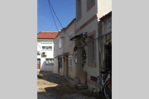 Ayvalik Merkezde Bah�eli M�stakil Ev