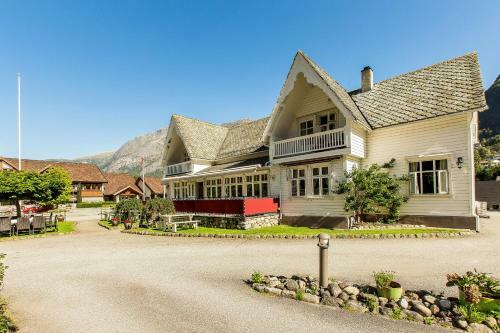 Hotel VIK Pensjonat Og Hytter