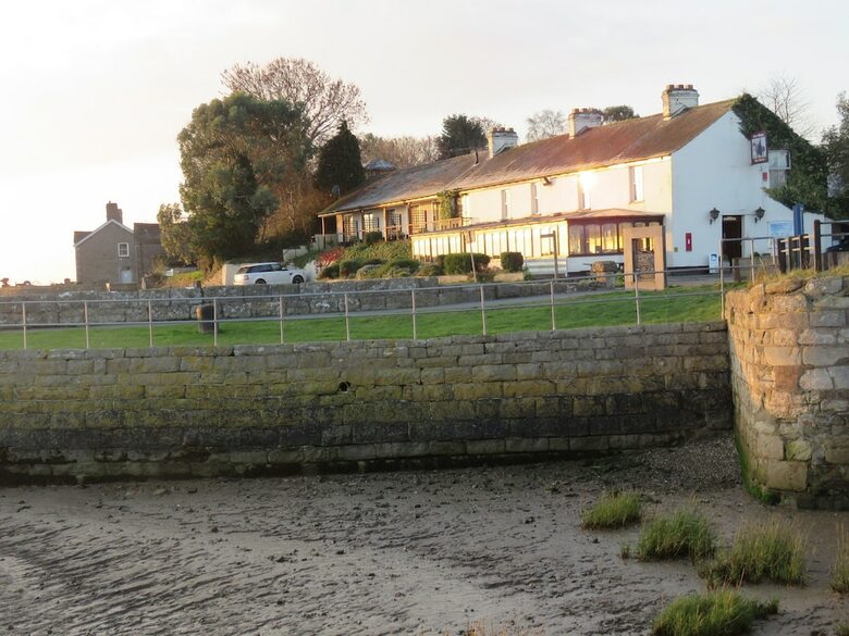 Hostal The Bay Horse Hotel And Restaurant