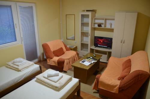Dora Apartment