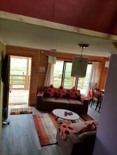 Casas Y Caba�as Cumbres Del Sol