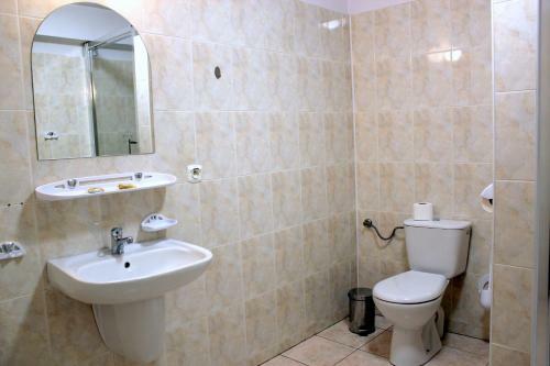 Hotel Skalny Dworek