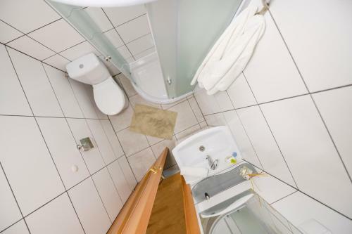 Hostal Adel?s Vila