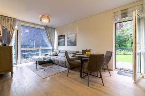 Magic Pines Apartment, By Cohost
