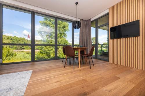 Juros Vartai - Prabangus Apartamentai
