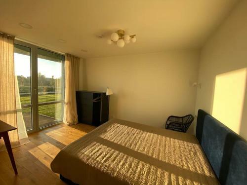 Sun Kiss / Apartament By The Sea