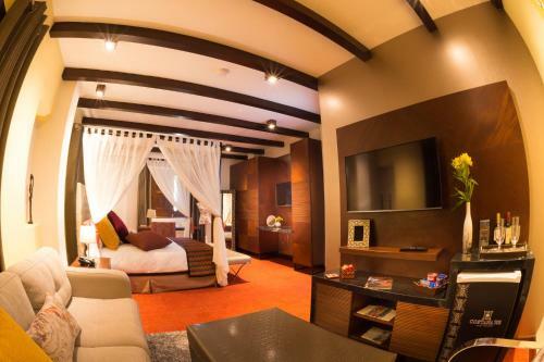 Costana 702 Hotel Boutique