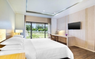 Hotel Sheraton Krabi Beach Resort