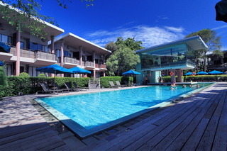 Hotel Sai Kaew Beach Resort