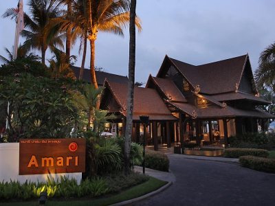Hotel Amari Palm Reef Resort