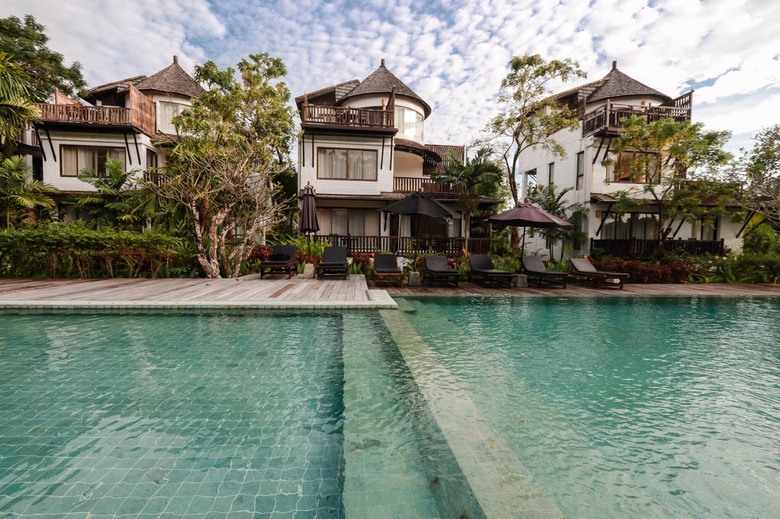 Hotel Aana Resort N Spa
