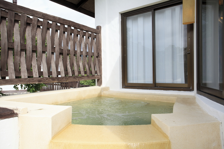 Hotel Aana Resort N Spa