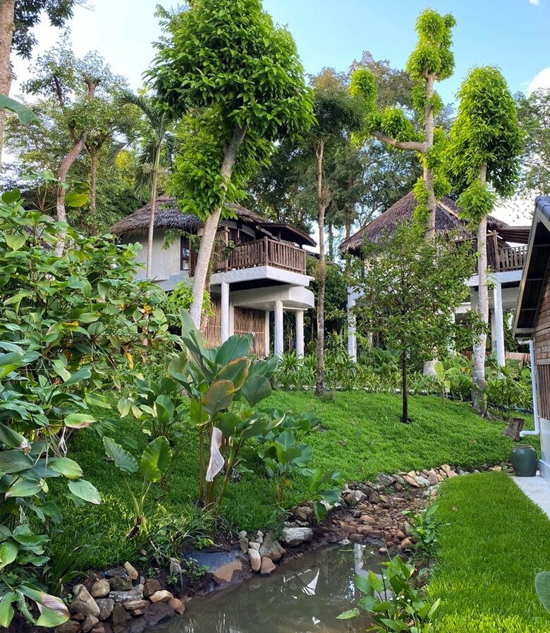 Hotel Aana Resort N Spa