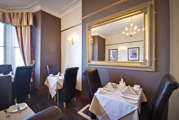 Hostal Promen�d B&B