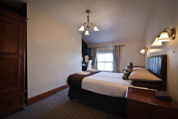 Hostal Promen�d B&B