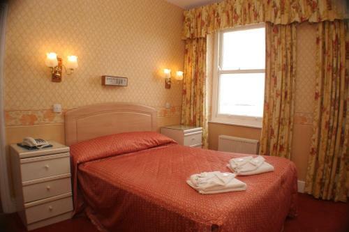 Queens Hotel