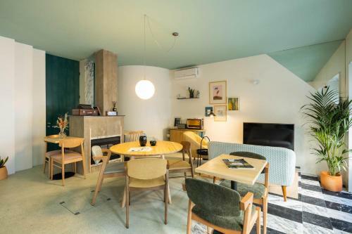 Hotel Covelo - The Original Rooms And Suites