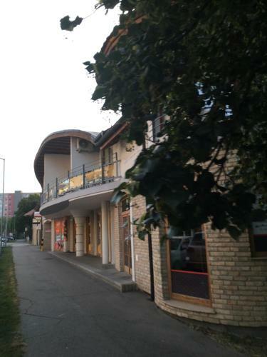 Kond� Apartments A