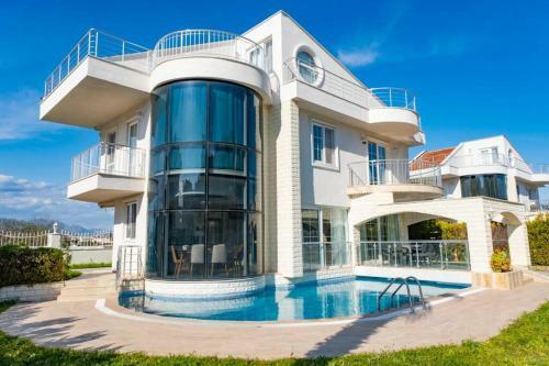 Crystal Water Deniz Saray Villa 2- Belek
