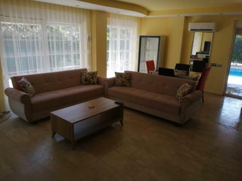 Villa Happyland
