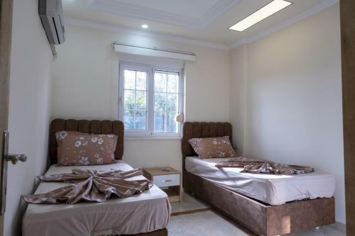 Villa Stone 2