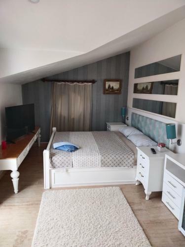 Modern And Cozy Dublex In Amazing Facility