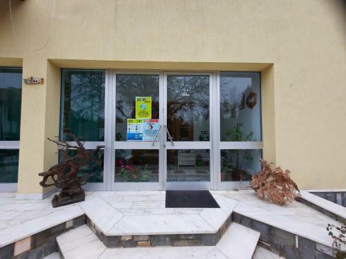 Hostal Lis House