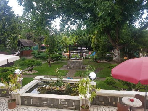 Hostal Lis House